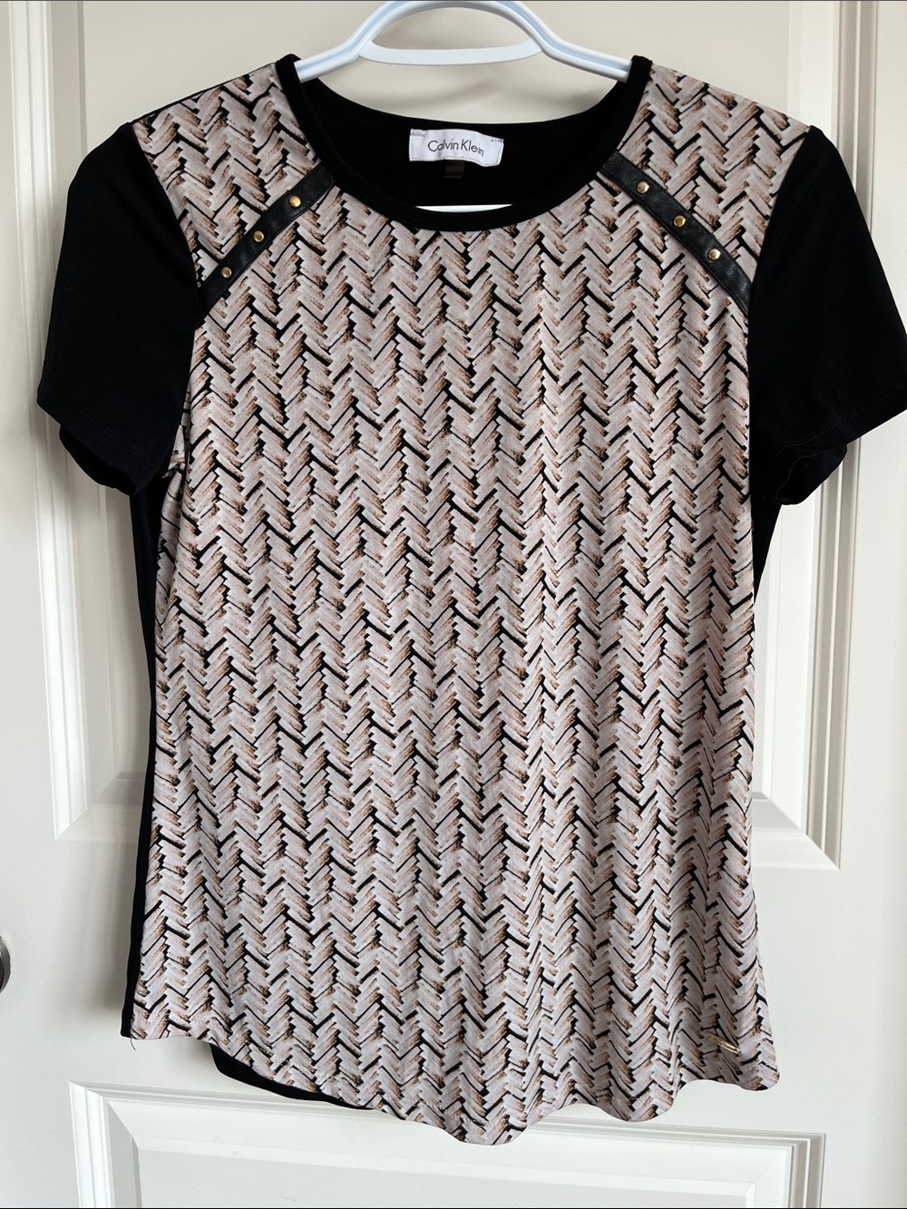 Calvin Klein Black & Beige Short-Sleeve Patterned Tee Size XS